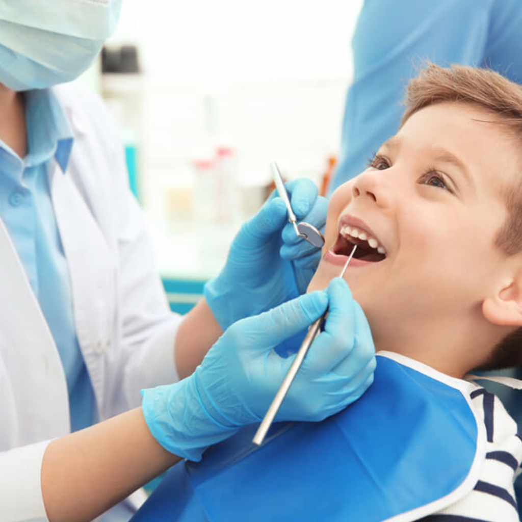 pédodontie Fes Dentiste enfant Fès Dentiste pour enfant à fès consulation enfant dentiste à fes dentiste centre ville dentiste champs de course